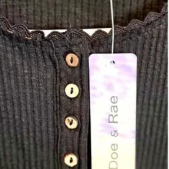 BUNDLE Nwt Doe & Rae BlouseS  Womens Pullover Top Black Ribbed Top w Lace MEDIUM - Picture 5 of 5